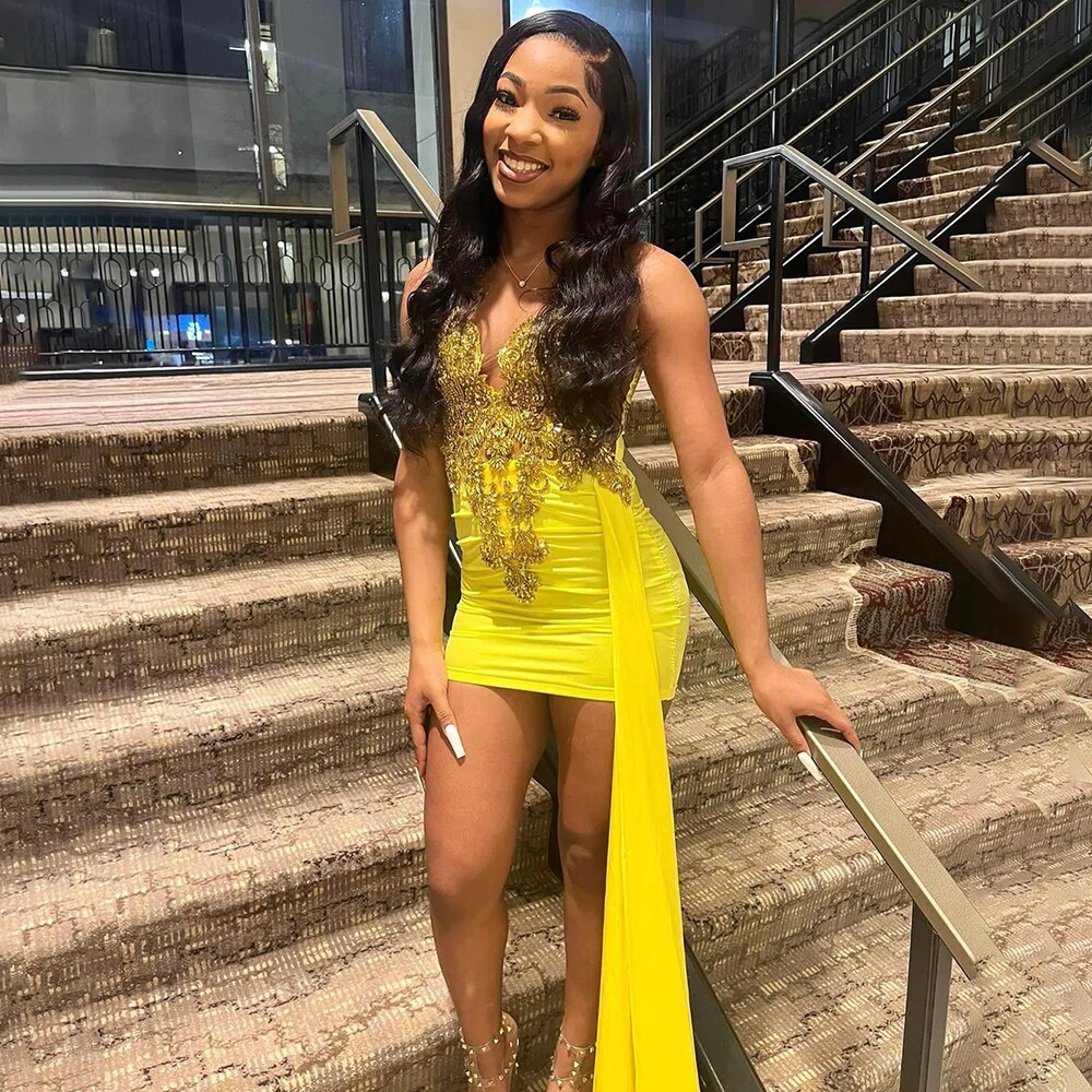 Glitter Beaded Crystal Diamond Short Prom Dresses Yellow Sleeveless Sexy Black Girls Mini Cocktail Gowns for Birthday Party
