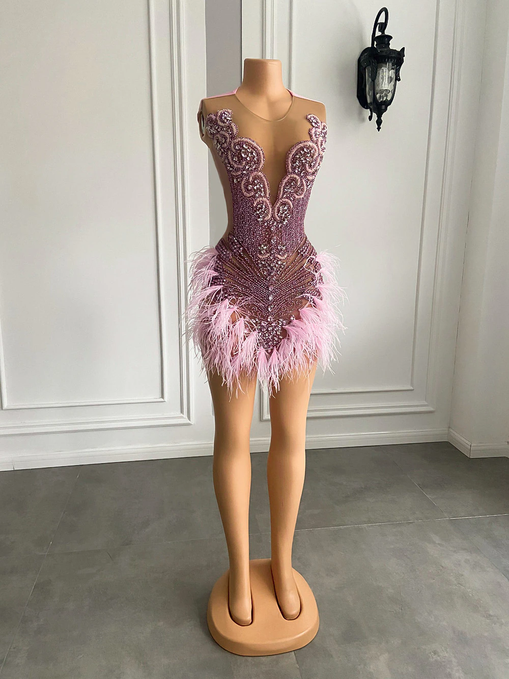 Luxury Sexy See Through Beaded Crystals Birthday Party Short Prom Dress Feather African Women Pink Cocktail Dresse