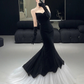 Vintage Long Strapless Satin Evening Dresses With Gloves Mermaid Black Tulle Pleated Sweep Train Formal Party Dress for Women