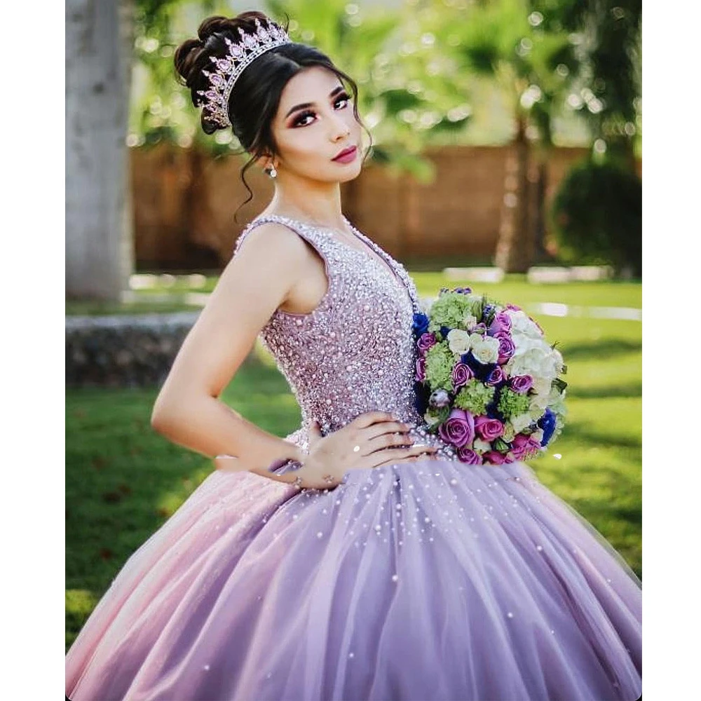 Sweet 16 Quinceanera Dresses Beaded Sequined Crystals Sexy Sweetheart Pageant Dress Mexican Girl Birthday Gown