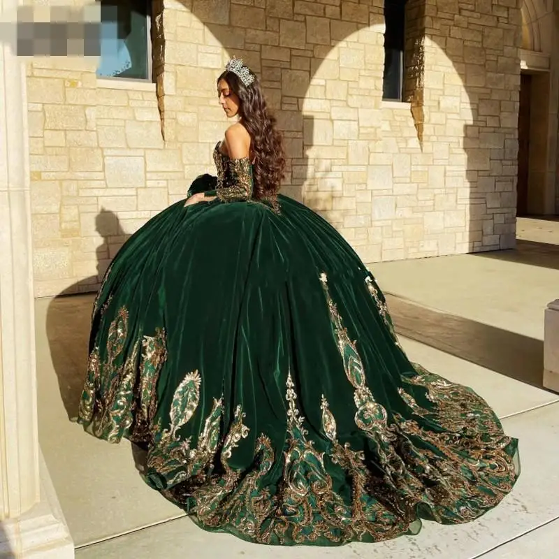 Mexican Girls Quince emerald Green Quinceanera Dresses Applique lace-up corset Sweet 16 Pageant Gowns Velvet Vestidos de XV años