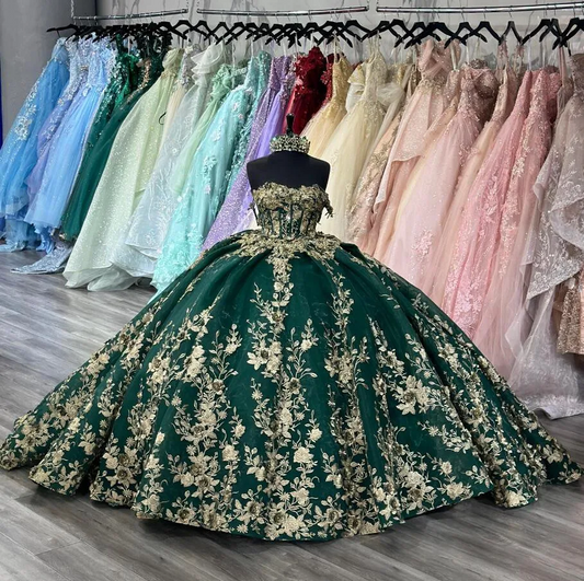 Emerald Goddess Charro Queen Quinceanera Dresses Gold Applique Off Shoulder vestidos de 15 años Lace-up Prom Sweet 16