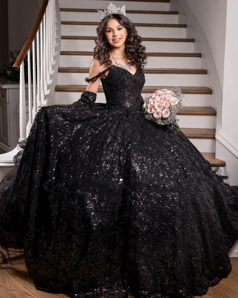 Vintage Black Vestido De 15 Anos Quinceanera Dresses 2023 Sweetheart Lace Ruffles Sweet 16 Birthday Wear Party Dress