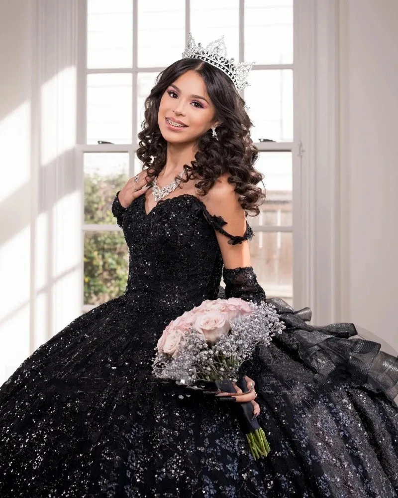 Vintage Black Vestido De 15 Anos Quinceanera Dresses 2023 Sweetheart Lace Ruffles Sweet 16 Birthday Wear Party Dress