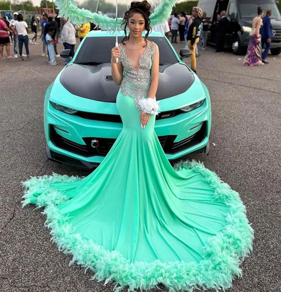 Mint Green Feathers Sliver Crystal Beading Prom Dresses 2024 Luxury Gowns Mermaid Dress For Party Wedding Evening O Neck Formal