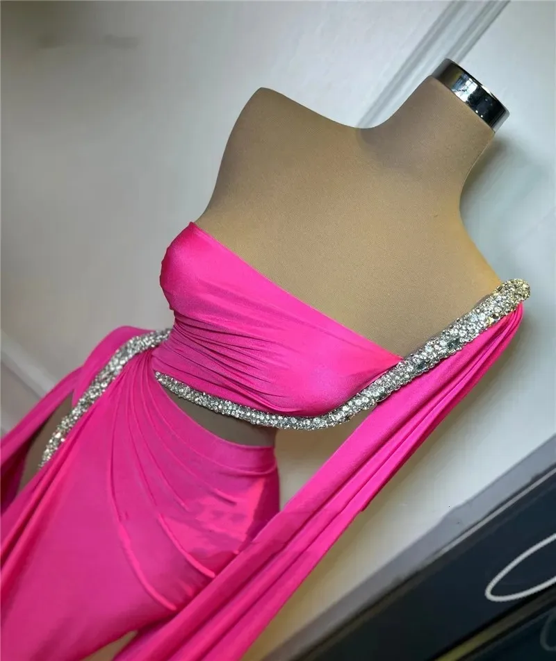 Elegant Hot Pink Mermaid One Shoulder Sleeve Evening Dresses Beading Saudi Arabia Prom Party Dresses With Shawl Side For Women