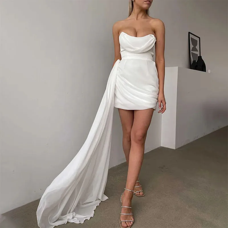 Sexy Strapless Homecoming Dresses with Detachable Train Ruched Sweetheart Neck Short Prom Gown Mini Cocktail Party Dress