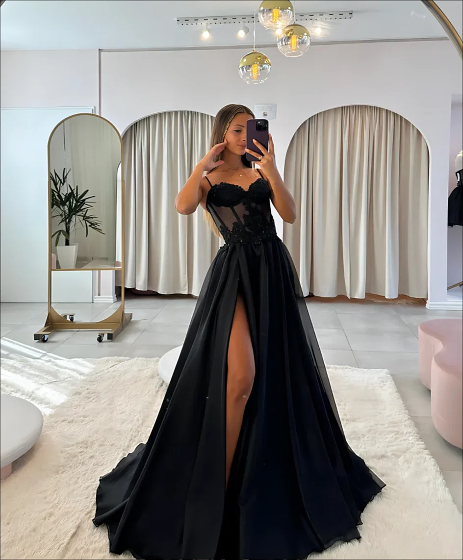 Shiny Tulle Evening Dress 2024 Sexy Black V-Neck StrapLlace Applique Party Dress A-line High Side Slit Formal Occasion Prom Gown