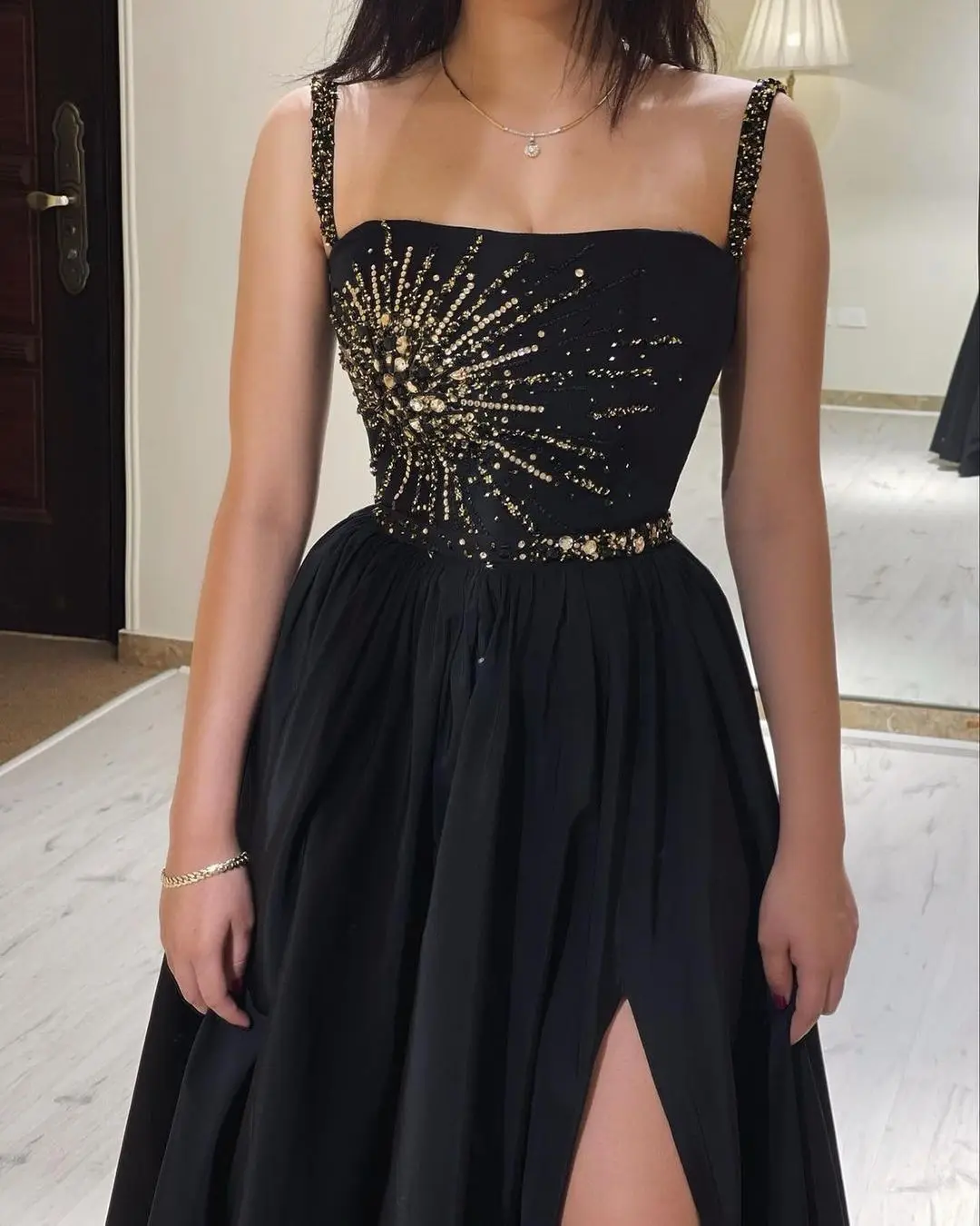 A-line Black Satin Prom Formal Dress With Pockets High Side Slit Party Gowns Long Beading Sleeveless Evening Dress