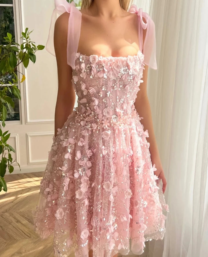 Romantic 3D Flower Mini Homecoming Dress Bohemian Spaghetti Straps Sequins Cocktail Party Gown Popular Vestidos De Novia
