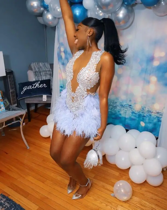 Sparkly Fashion Short Prom Homecoming Dresses for Black Girl 2024 Luxury Diamond Feather Mini Evening Birthday Gala Gown