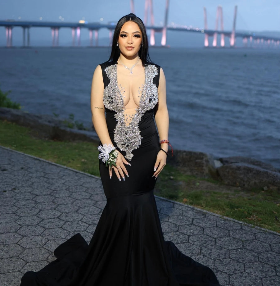 Sexy Black Velvet Mermaid Prom Dress For Black Girls 2024 Silver Rhinestone Beaded Party Gala Gown Robes De Soiree