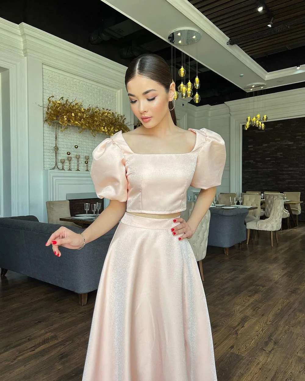 Pink Satin Evening Dresses Short Sleeves Two Pieces Prom Dresses Square Collar Prom Gowns Slit vestidos de novia 2024