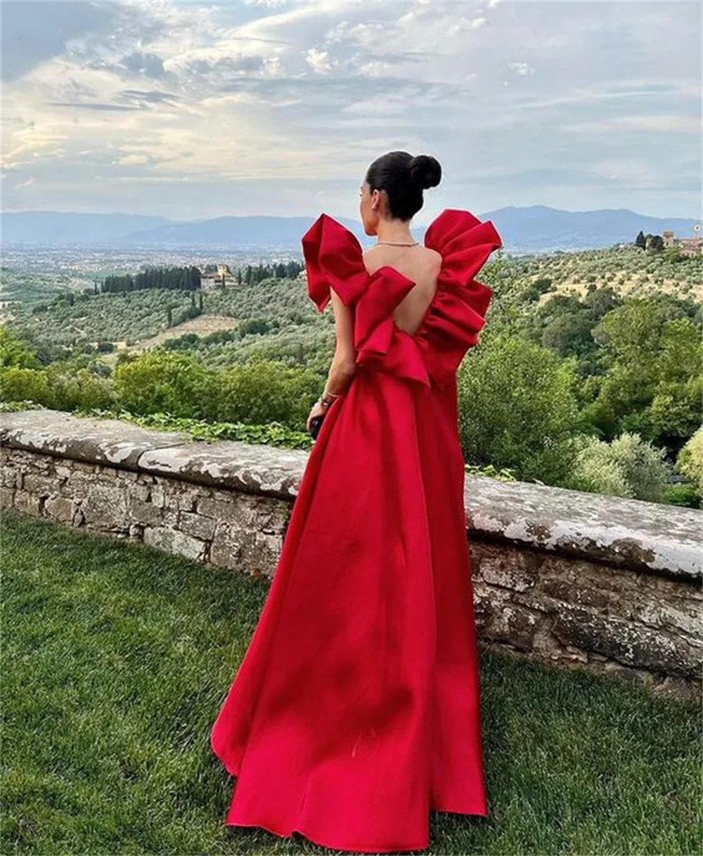 Crimping Sleeve V-neck فساتين السهرة Red Silk A-line Floor Lenght Prom Dress Sexy Open Back Satin Prom Gown