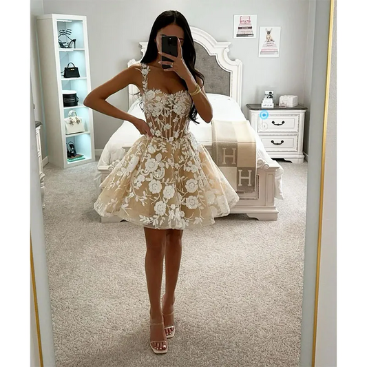 Light Champagne Cocktail Dresses Straps Appliqued Short Prom Dress Mini Party Gowns A-Line Homecoming Graduation Dress