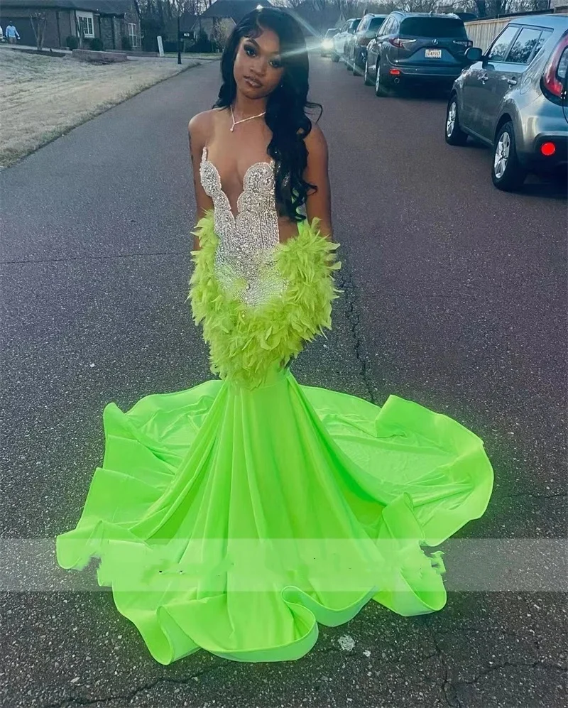 Sparkly Lime Green Prom Dress For Black Girls Sheer Mesh Glitter Bead Crystal Rhinestone Feathers Wedding Gown Birthday Party