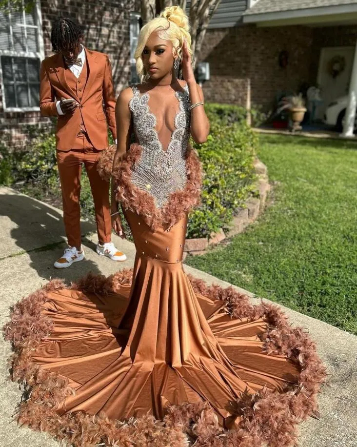 Brown Long Mermaid Evening Birthday Gala Dresses for Black Girl Luxury Diamond Crystal Feather Prom Ceremony Party Dress