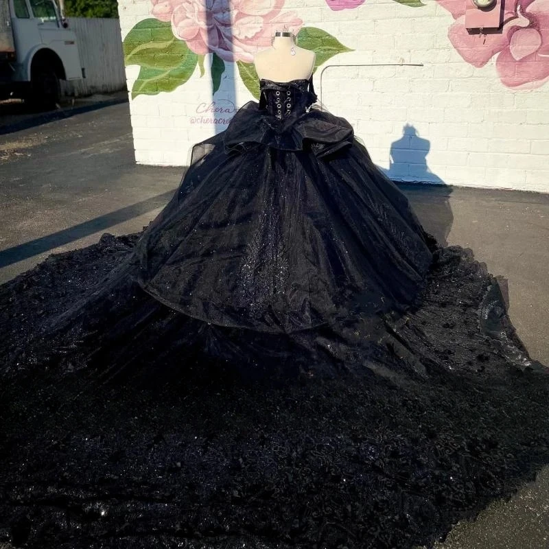 2024 Luxury Black Crystals Ball Gown Quinceanera Dresses Appliques Lace Off The Shoulder Beads Sweet 16 Dress Vestidos De 15