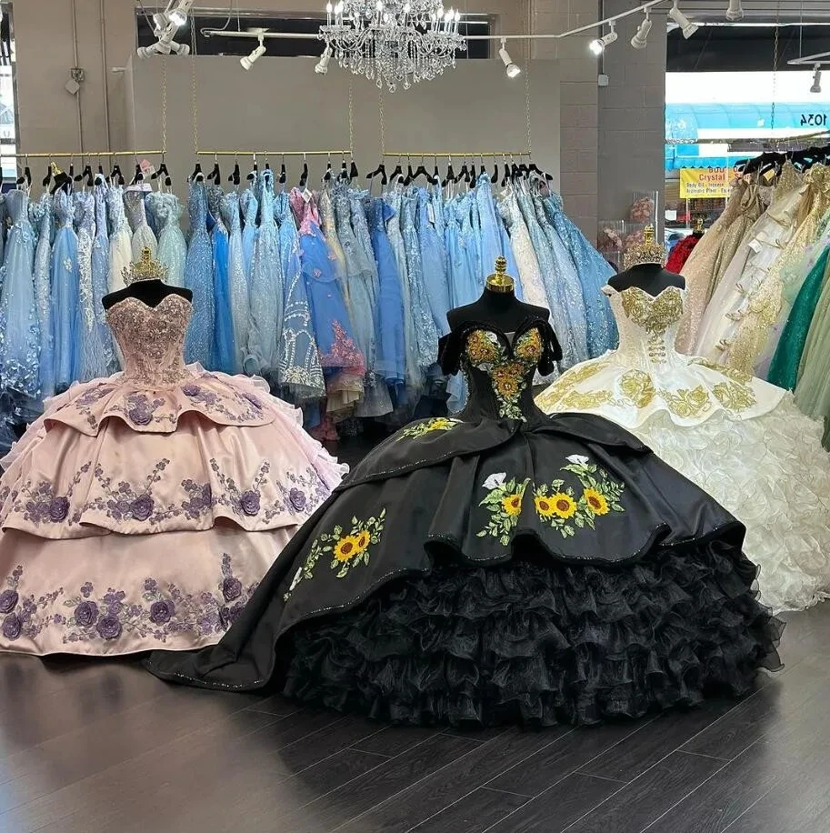 Black Charro Queen Quinceanera Dresses Off Shoulder Sunflower Embroidery Chapel Train Sweet 15 vestidos de quinceañeras 2024