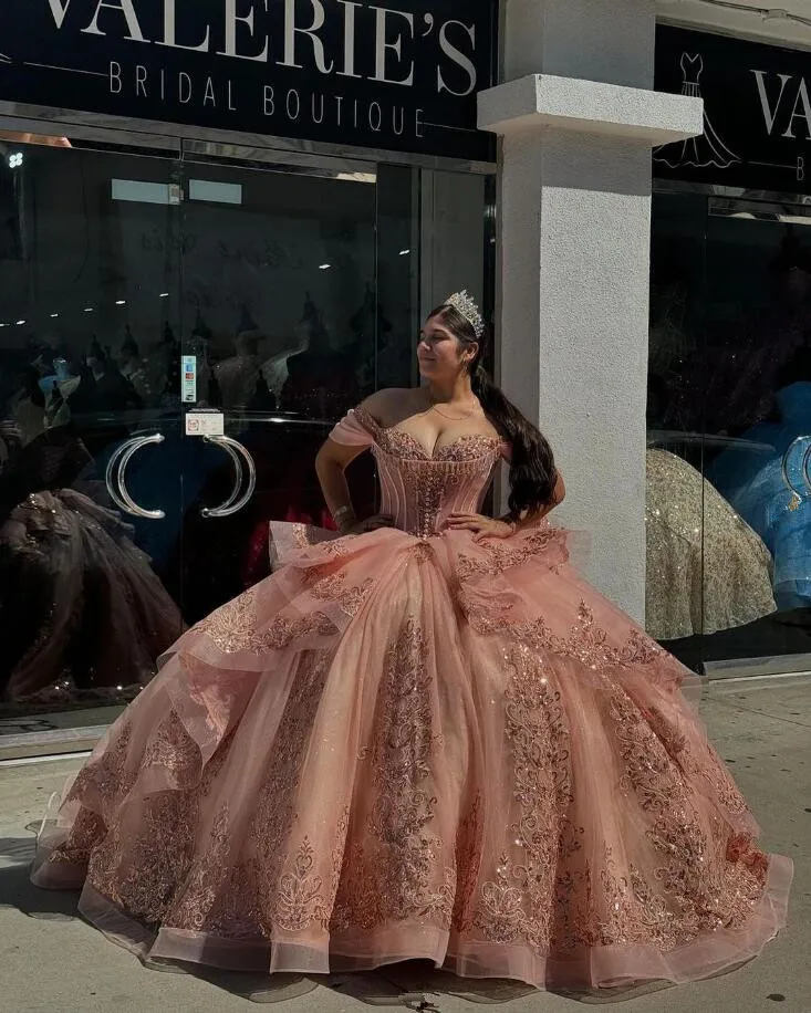 Blush Pink Sparkly Princess Quinceanera Dresses Off Shoulder Gillter Applique Ruffles Lace-up Corset Prom vestidos de xv