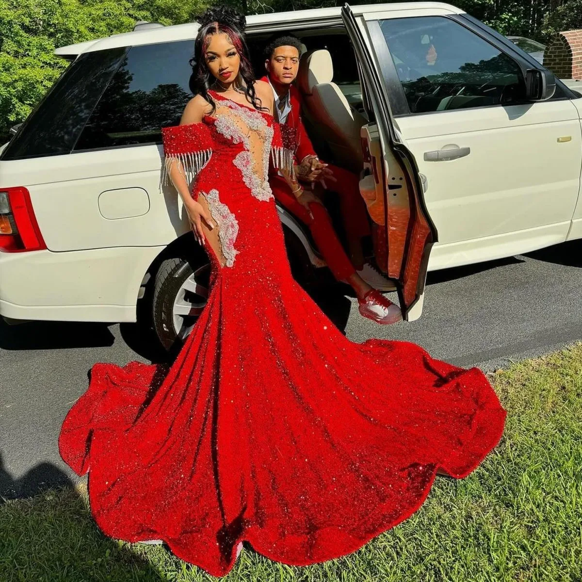 Stunning Sequined Prom Dresses long Appliques Tassels Sexy One Shoulder Mermaid Evening Gowns Red Wedding Reception Dress