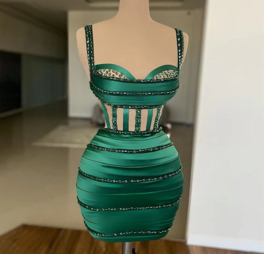 Dark Green Mini Cocktail Party Gowns Spaghetti Straps Pleats Beadings Dubai Evening Dresses Saudi Arabia Clubbing Dress