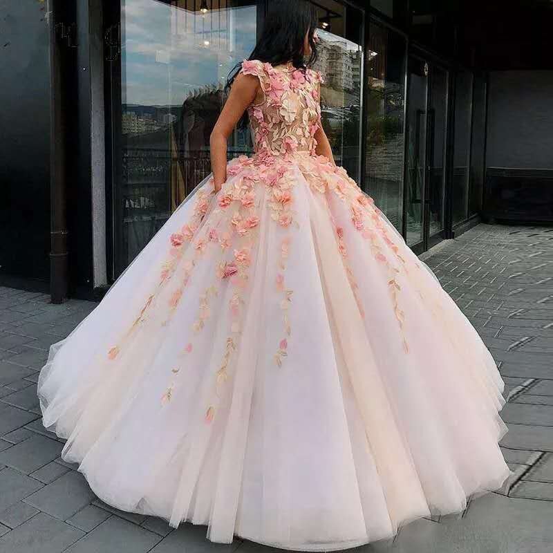 Princess Floral Flowers Ball Gown Quinceanera Dresses Sweet 16 Dress Prom Dresses Lace Appliques Puffy Princess Pageant