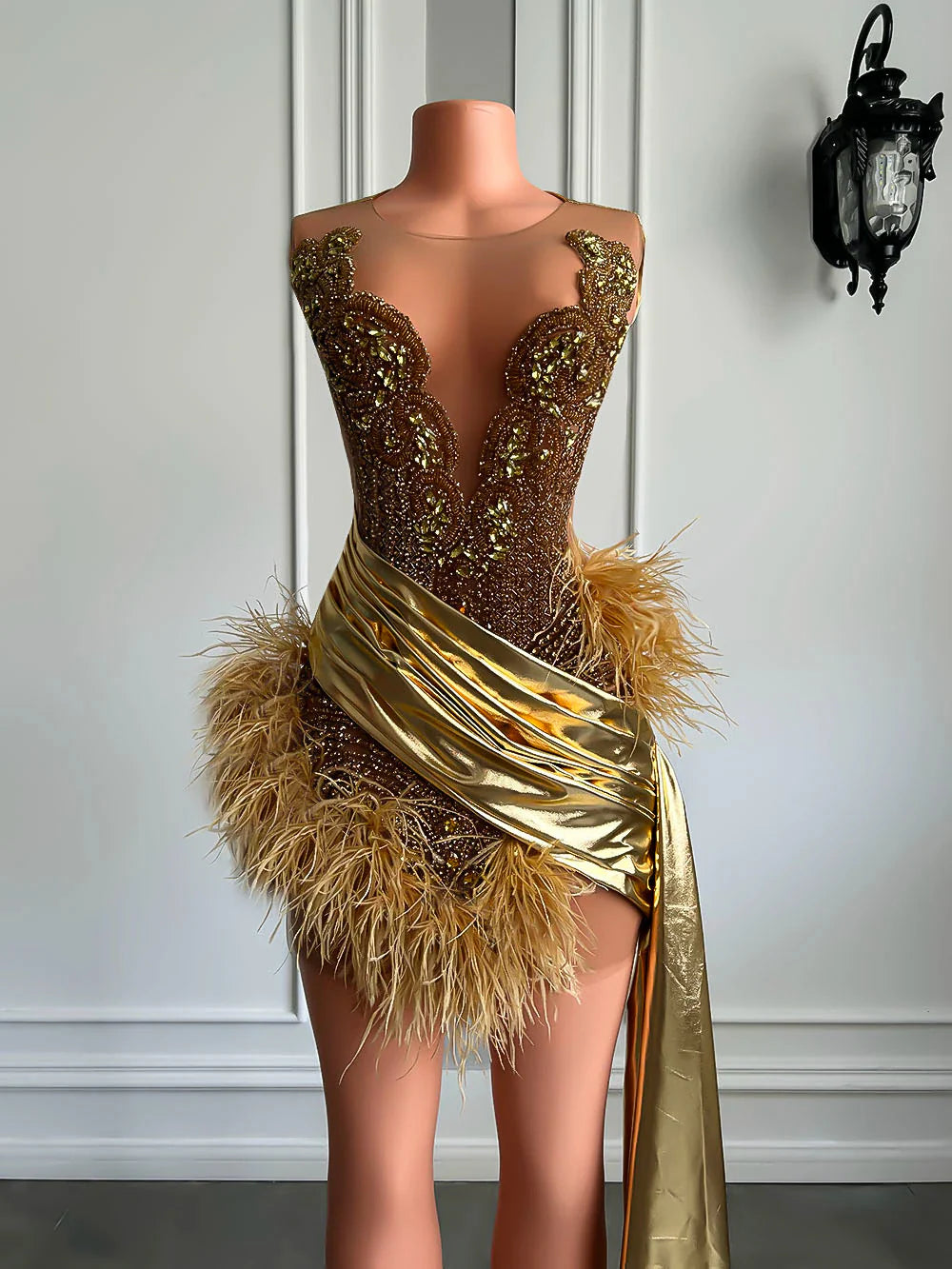 Luxury Gold Diamond Formal Occasion Cocktail Dresses Sheer Sexy See Through Black Girls Feather Short Prom Dresses 2023 Birthday