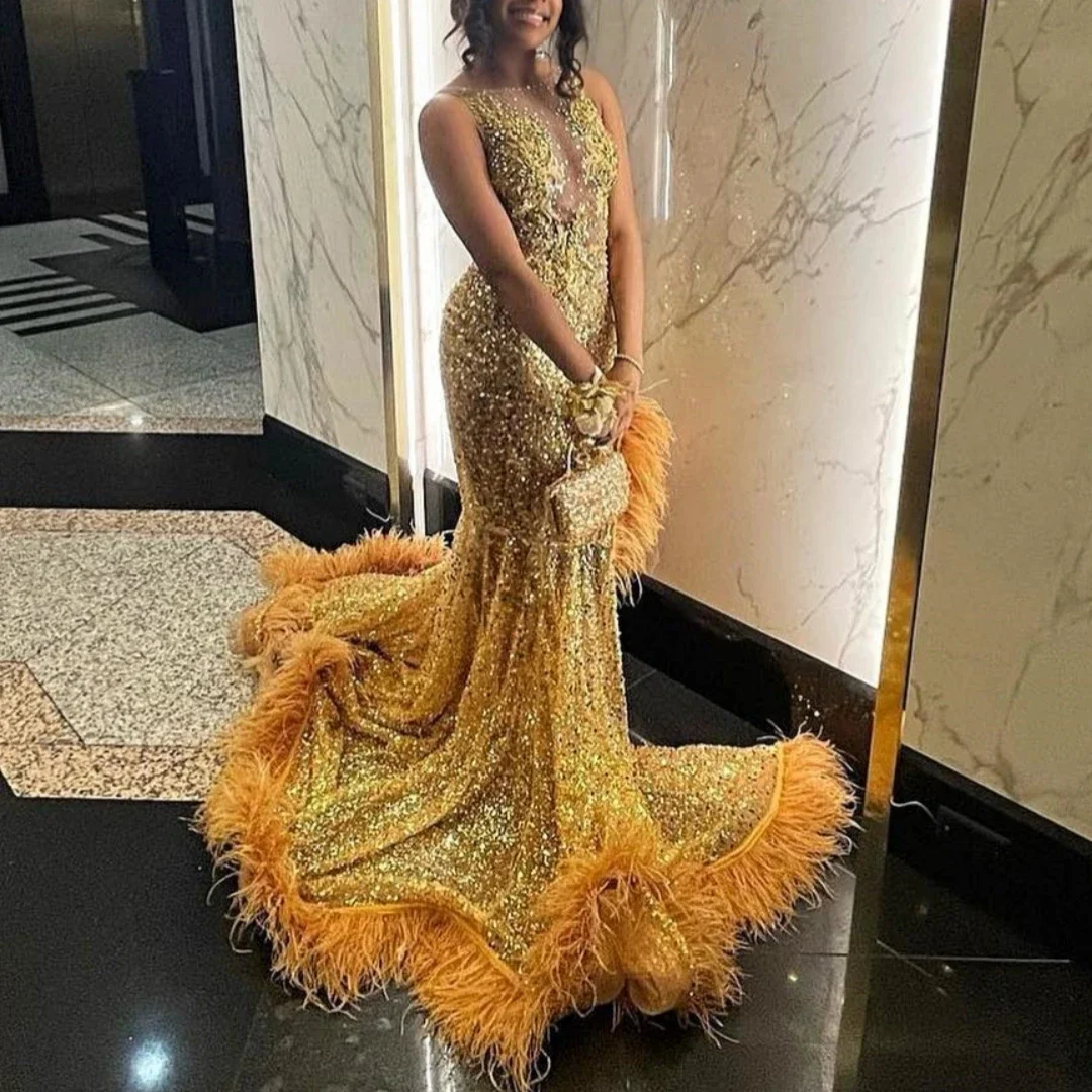 Luxury Gold Sequins Mermaid Prom Dresses For Black Girls Lace Appliques Sexy Split Slit Formal Evening Party Gowns With Feathers