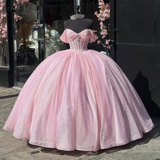 2024 Elegant Pink Quinceanera Dresses Beading Sweetheart Sequin Sweet 16 Prom Gowns Shinny Pageant Dress