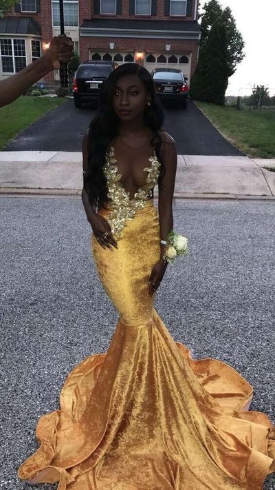 Mermaid Black Girl African Girl Prom Dresses Sheer Crew Neck Appliques Evening Formal Gowns