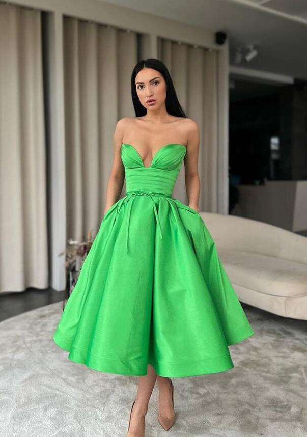 Green Sweetheart Short Evening Dress A-Line With Pockets