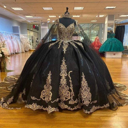 Luxury Black Ball Gowns Quinceanera Dresses Beading Sequined Appliques Sweetheart Lace Party Princess Skirt Vestidos De Fiesta