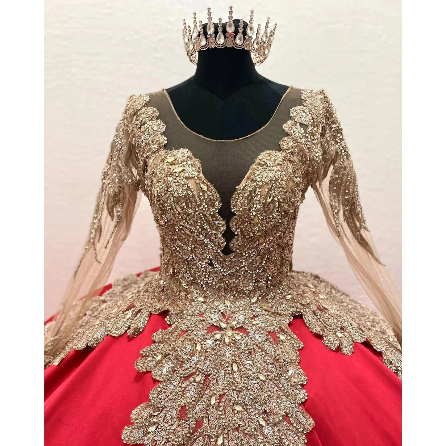 Luxury Red Quinceanera Dresses Ball Gown For Sweet Girl Satin Beading Sequined Long Sleeve Prom Party Gwons vestidos de 15 años