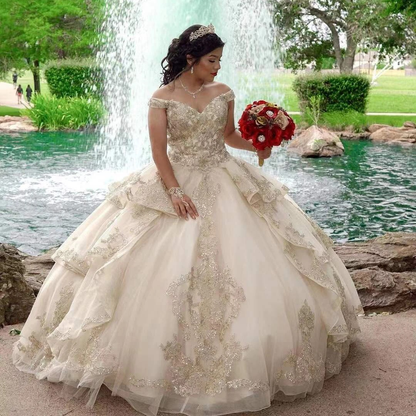 Champagne Ball Gown Quinceanera Dresses Beading Sequin Sweetheart Short Sleeveless Lace Party Skirt Vestidos De 15 Años