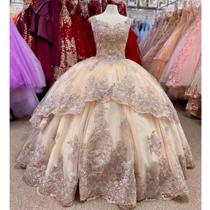 Champagne Quinceanera Dresses Ball Gowns Sequined Beading Appliques Sweep Train Party Luxury Prom Dress Vestidos De 15 Años