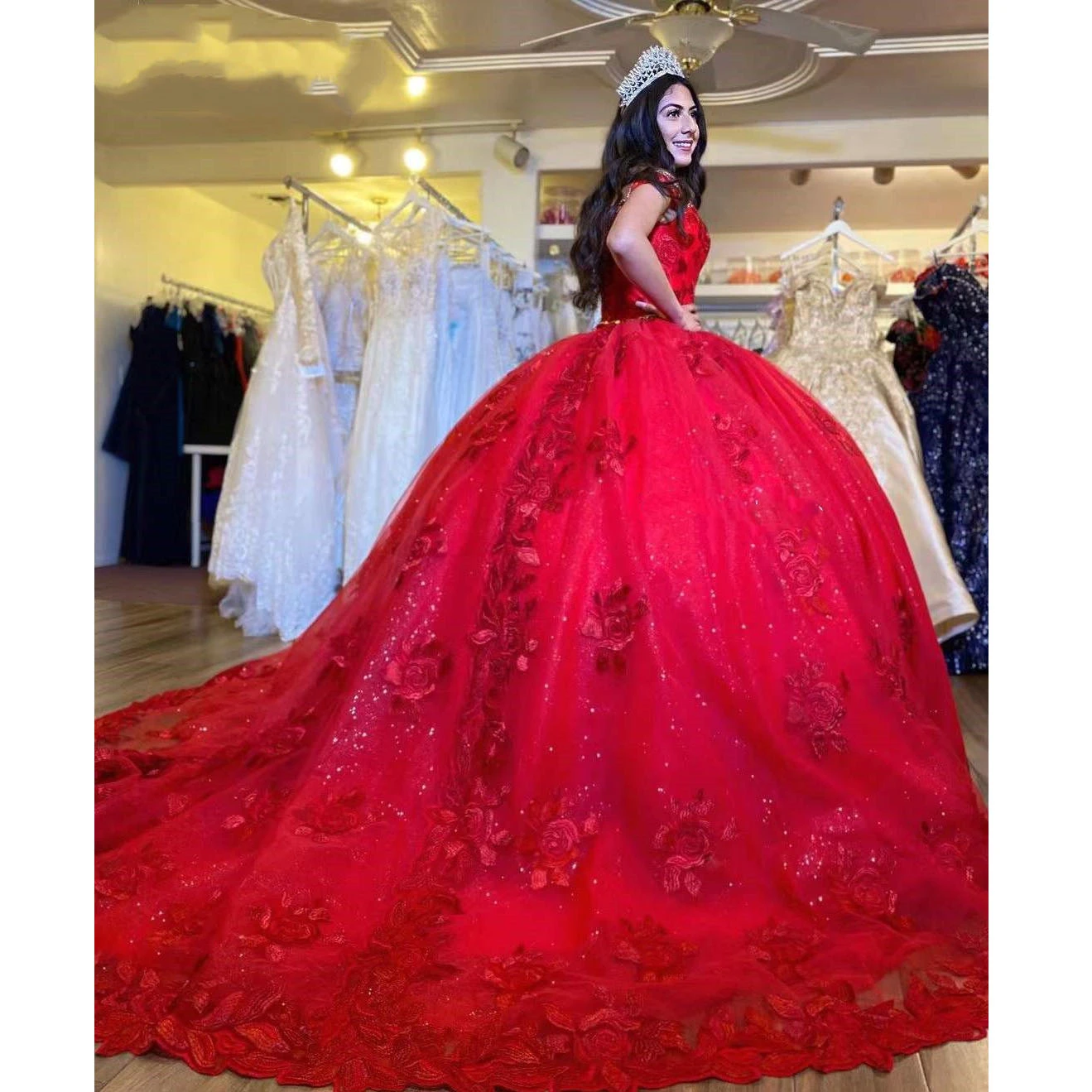 New Red Quinceanera Dresses Sequined Beading Appliques Sweetheart Luxury Formal Party Princess Ball Gowns Vestidos De 15 Años