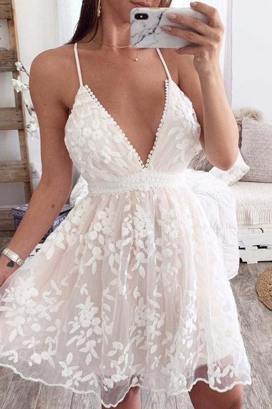 Lovely White Lace Short Prom Dress Mini Party Gowns