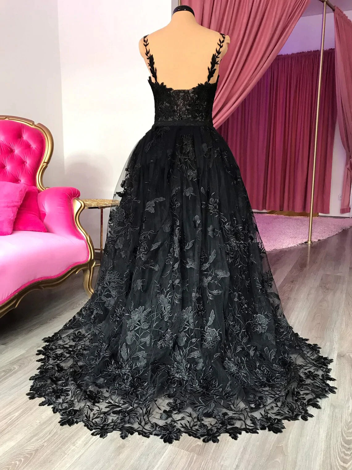 Gothic Black corset lace wedding dress with detachable skirt