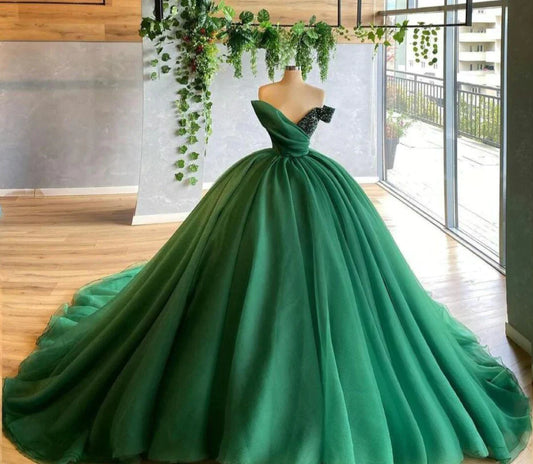 Green Quinceanera Dresses Ball Gown Sexy V Neck Tiered Ruffles Tulle Plus Size Formal Party Prom Evening Gowns